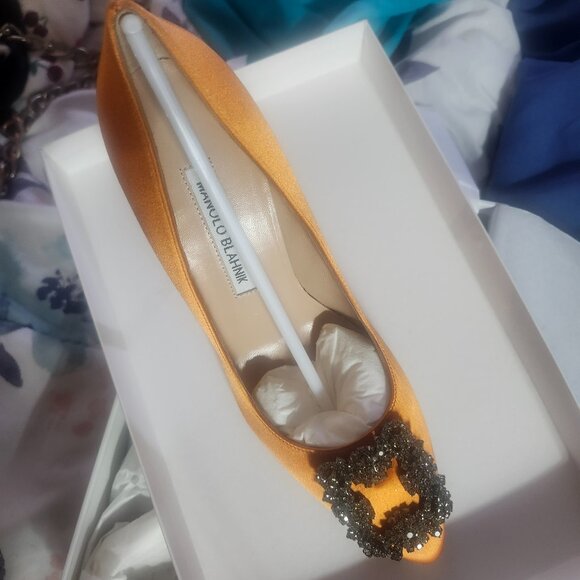 Manolo Blahnik - Picture 5 of 7